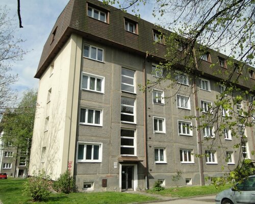 Bytová jednotka 3+1 s lodžií, ul. Kpt. Jaroše č. p. 2172, Karviná - Mizerov Bytová jednotka 3+1 s lodžií, ul. Kpt. Jaroše č. p. 2172, Karviná - Mizerov
