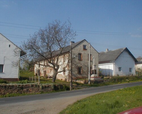 RD s pozemky - Dívčí Hrad, okr. Bruntál. Exekuční dražba.