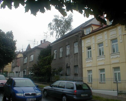 Spoluvl. podíl 1/4 na RD v Novém Jičíně. Exekuční dražba. Spoluvl. podíl 1/4 na RD v Novém Jičíně. Exekuční dražba.