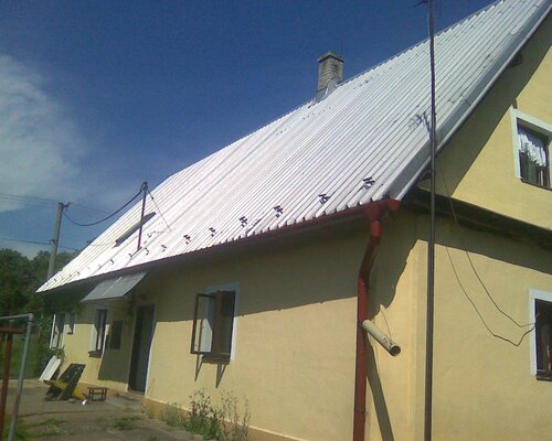 Spoluvl.podíl 3/6 celku RD s pozemky , Fryčovice, okr. F.-M. Exekuční dražba.