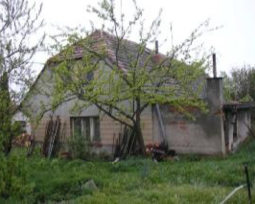 Rodinný dům s pozemky v Útušicích, okr. Plzeň - jih. Exekuční dražba. Rodinný dům s pozemky v Útušicích, okr. Plzeň - jih. Exekuční dražba.