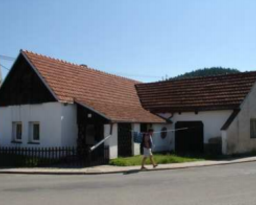 Rodinný dům v Podhradní Lhotě. Exekuční dražba. Rodinný dům v Podhradní Lhotě. Exekuční dražba.