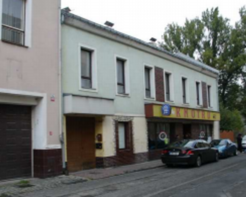 Spoluvl. podíl 1/2 na RD 5+2 s provozovnou restaurace v Přerově. Exekuční dražba.